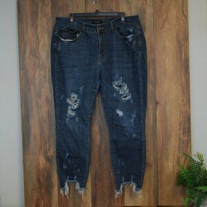 Judy Blue Women's Plus Size Skinny Fit Destroyed Cropped Jeans 18W   120-T